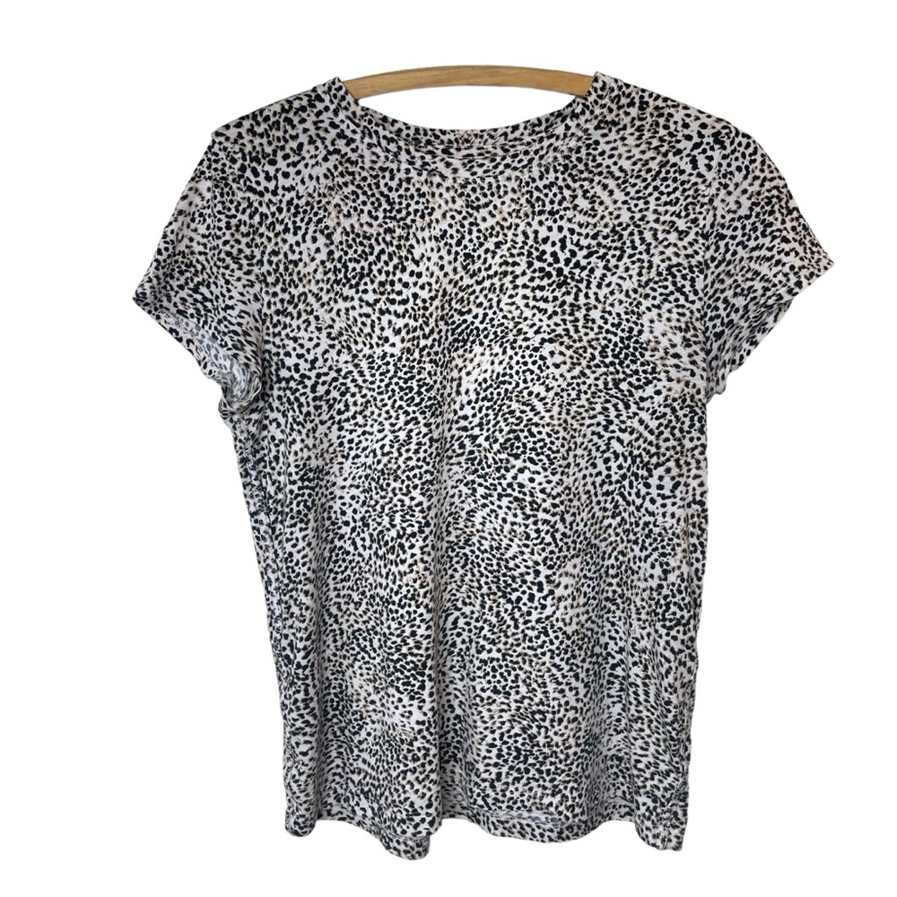 Athleta organic daily cheetah print short sleeve tee small